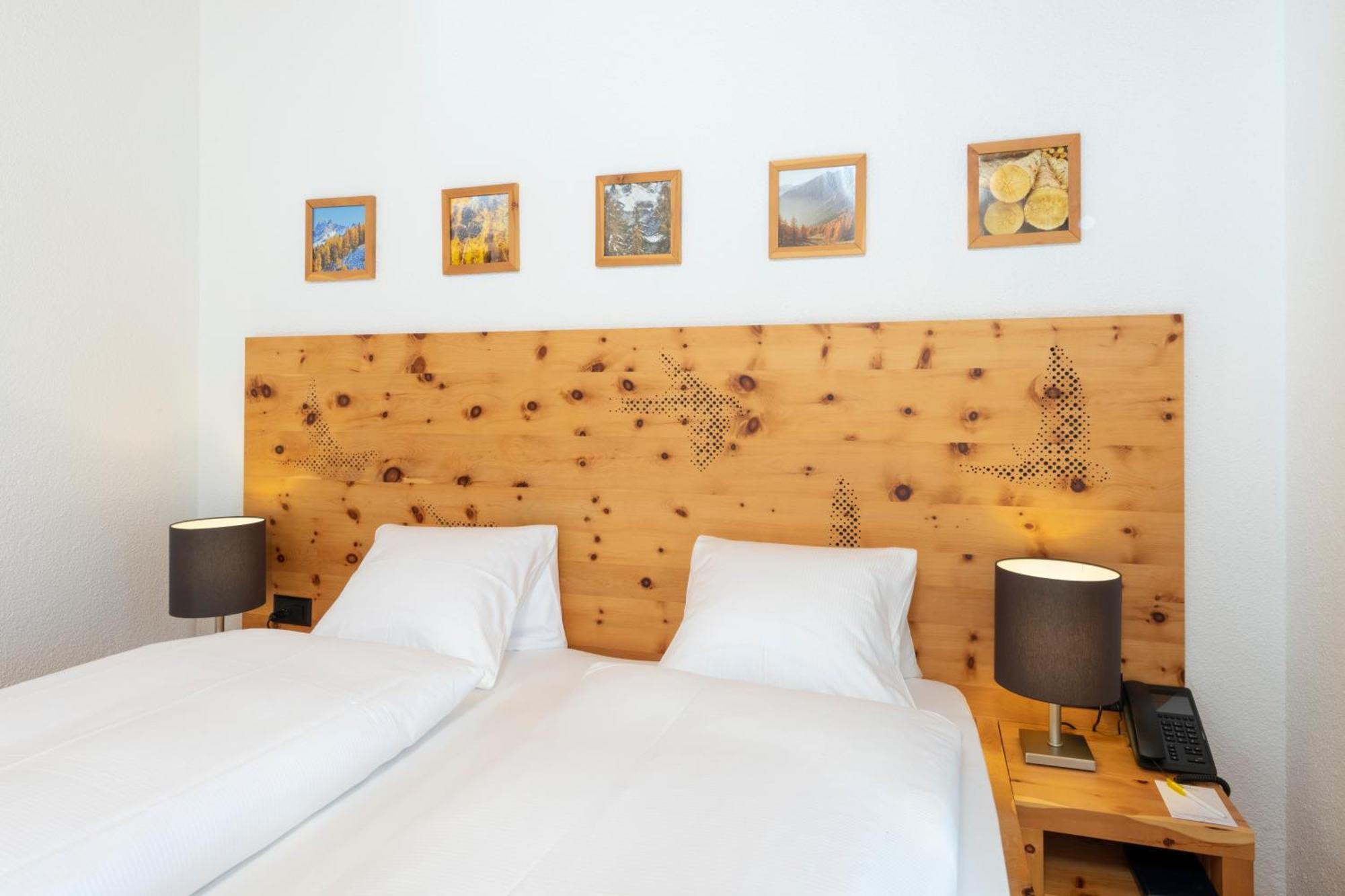Berghotel Randolins St. Moritz Zimmer foto