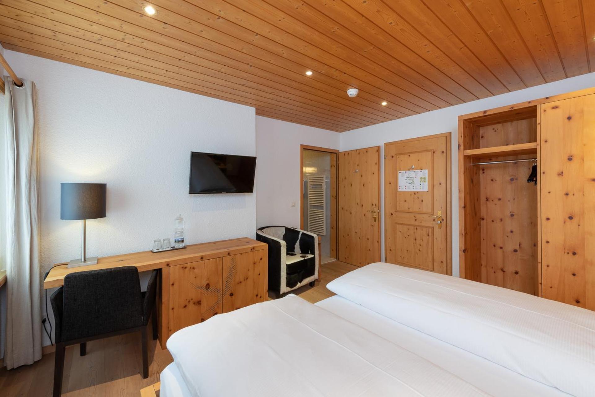 Berghotel Randolins St. Moritz Zimmer foto